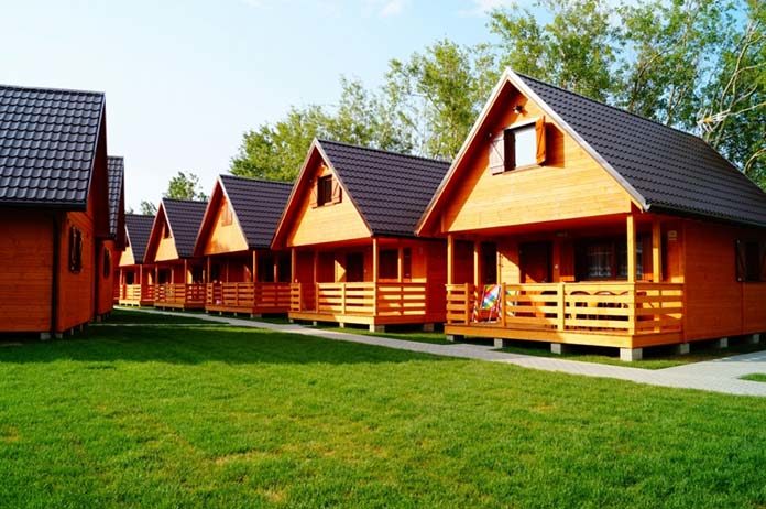Wokół drewnianych domów i domków