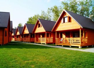 Wokół drewnianych domów i domków Wokół drewnianych domów i domków