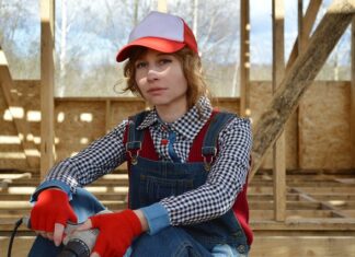 Czy wkrętarka można wiercić w ścianie? Czy wkrętarka można wiercić w ścianie?