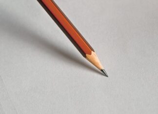 Czy należy usuwać listwy tynkarskie?