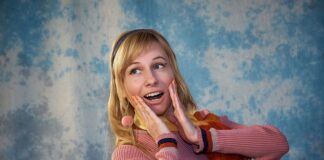 Z jaką siłą uderza młotek?