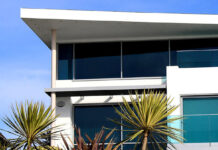 Producent rolet a ekologia: jak nowoczesne materiały wpływają na energooszczędność domu? Producent rolet a ekologia