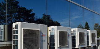 Klimatyzator split kompatybilny z systemami BMS